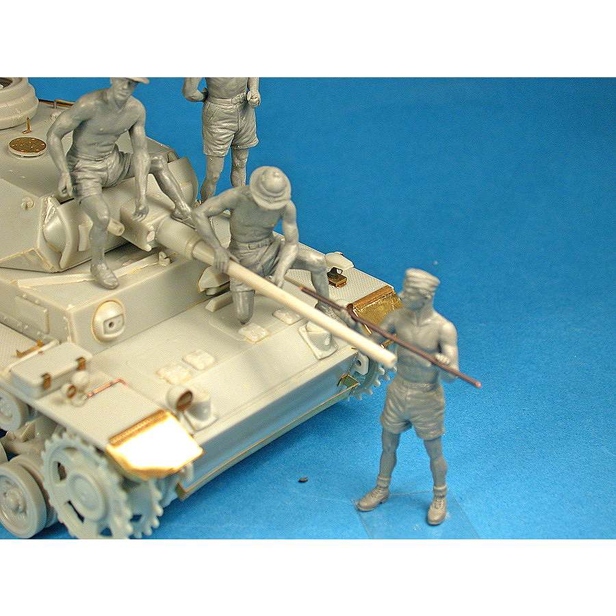 35278 ドイツ戦車兵アフリカ兵団フィギュアセット5体入 | ミニアート