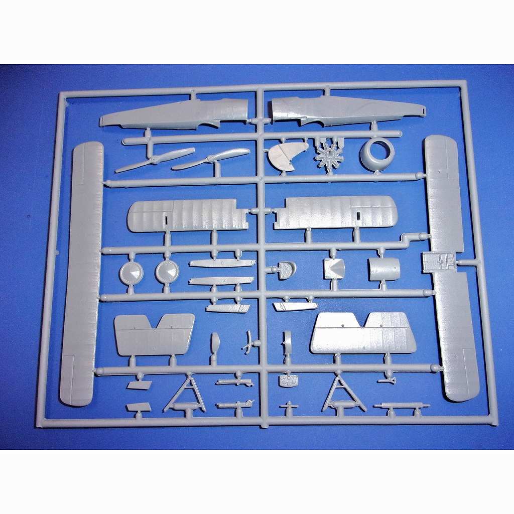 KPM0493 1/72 ソッピース トライプレーン | KP モデルズ KP MODELS