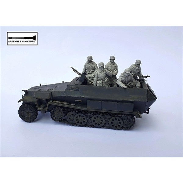 AR35025 1/35 WWII ɥķʼ1944-451 Хۤδʼ(1)