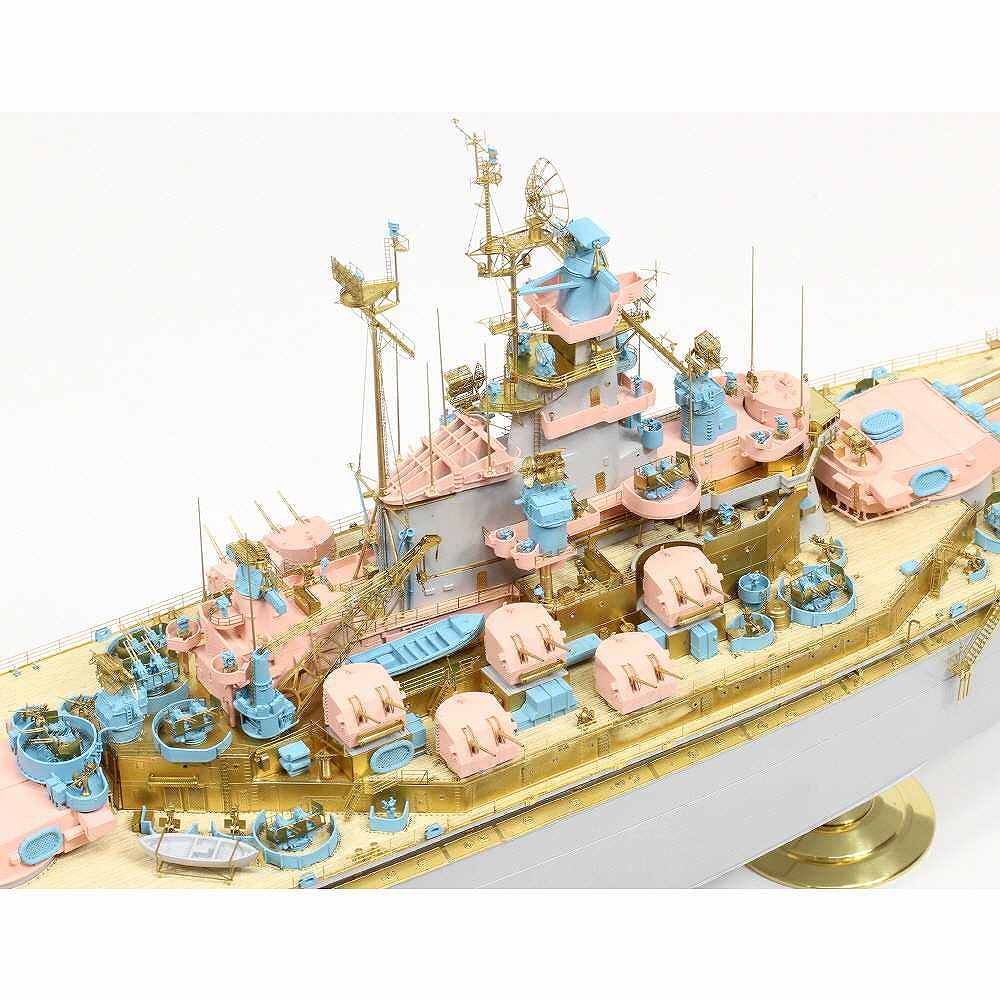 37037FB アメリカ海軍 戦艦 BB-59 マサチューセッツ 1945 ディテール