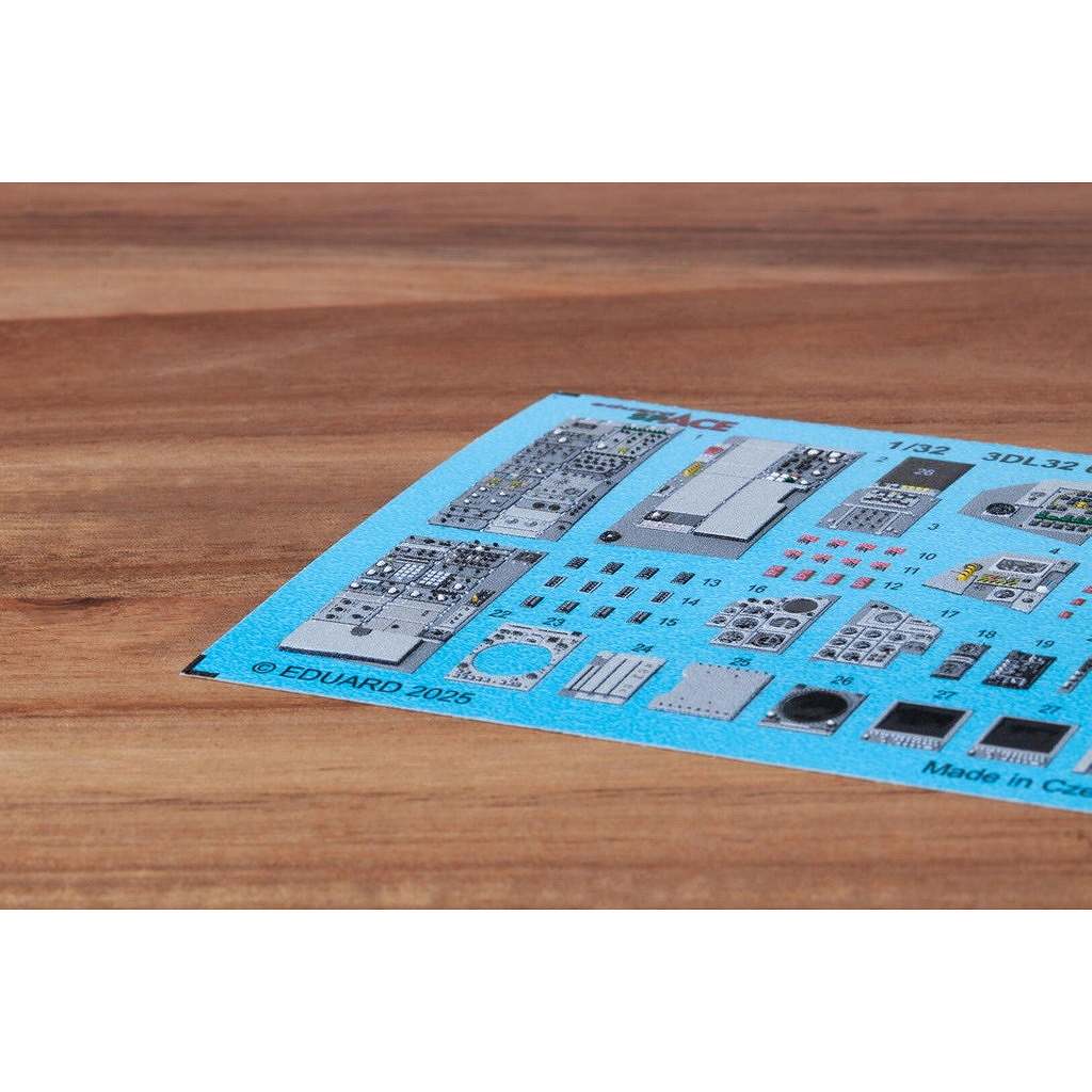 3DL32038 1/32 �ѥʥӥ� �ȡ��͡��� GR.1 ���ڡ�������3D�ǥ����� w/ ���å��󥰥ѡ��ĥ��å� (���������)