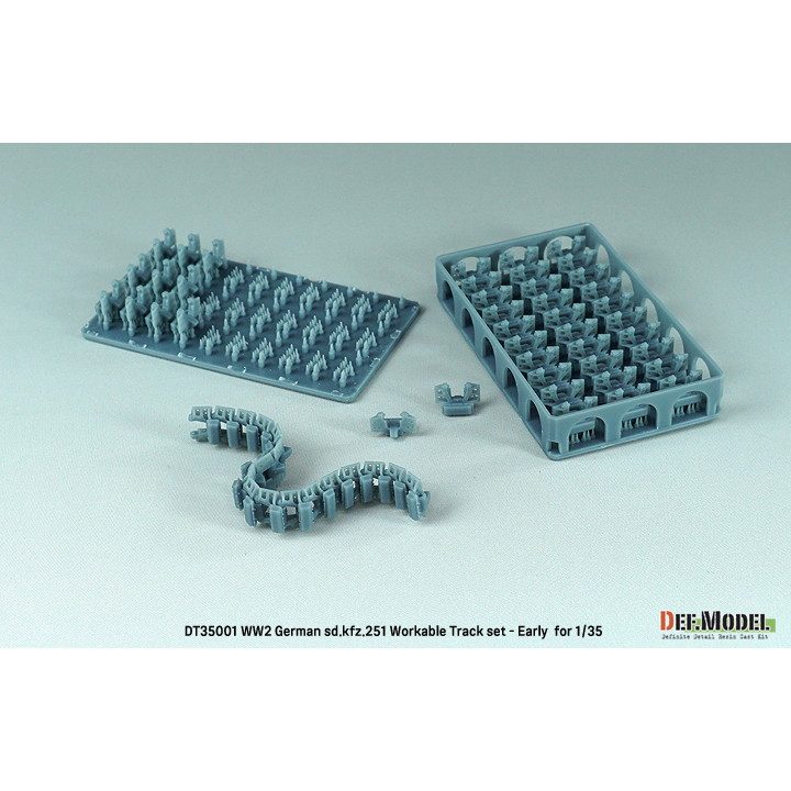 DT35001 1/35 WWII ドイツ Sd.kfz.251用初期型可動履帯セット