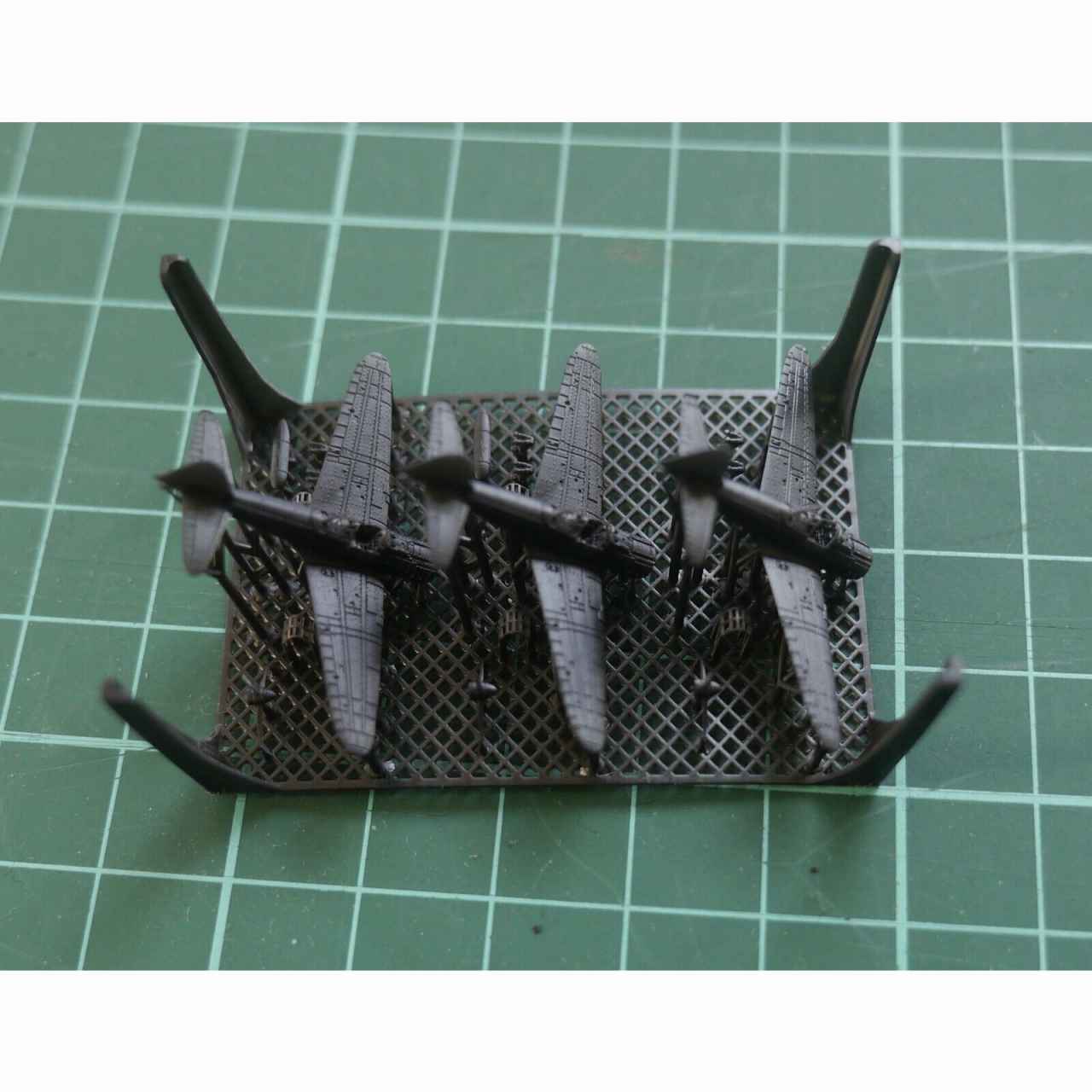 IJN35201 A6M2 零式艦上戦闘機二一型(3機セット)【ネコポス規格外