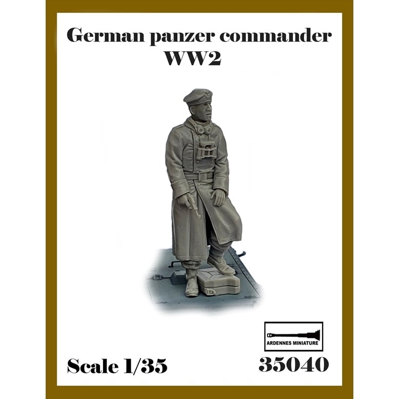 AR35040 1/35 WWII ドイツ 大戦初期の戦車兵＃1 拳銃を持つ戦車指揮官