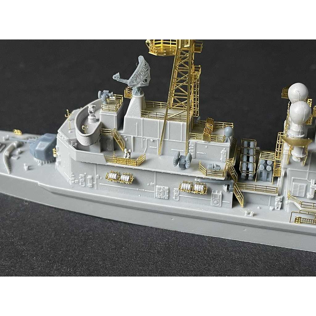 3頭駆逐艦 MDW088 仏海軍 F70AA カサール級駆逐艦 | ドギーインダストリーズ