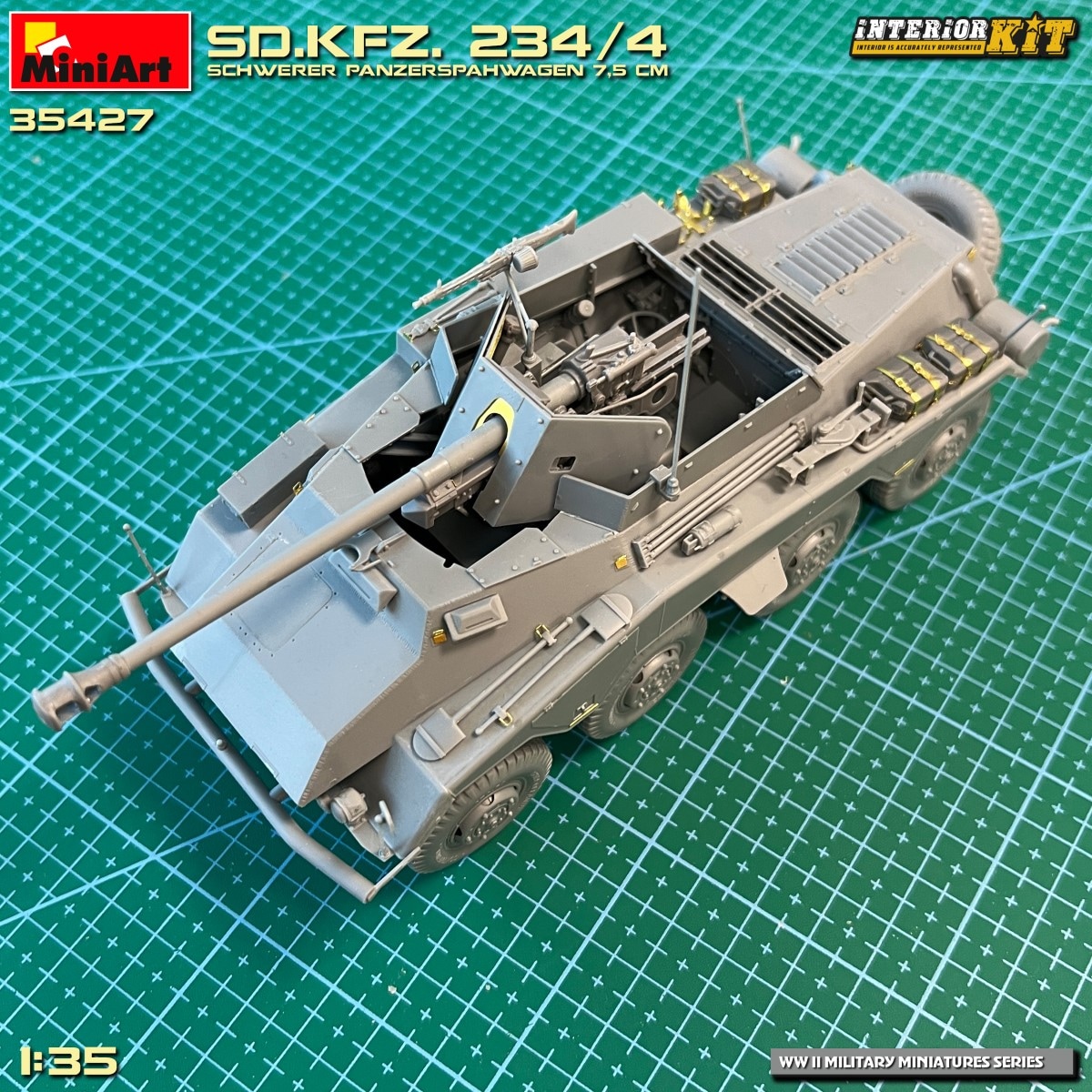 35427 1/35 Sd.Kfz.234/4 7.5cm重装甲車 インテリアキット | ミニ