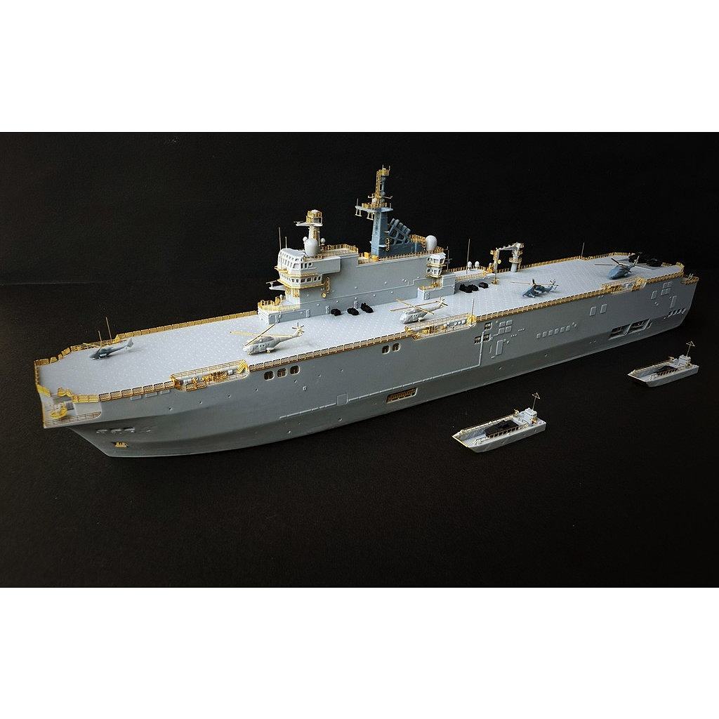 MDW090 仏海軍 ミストラル級強襲揚陸艦 | ドギー