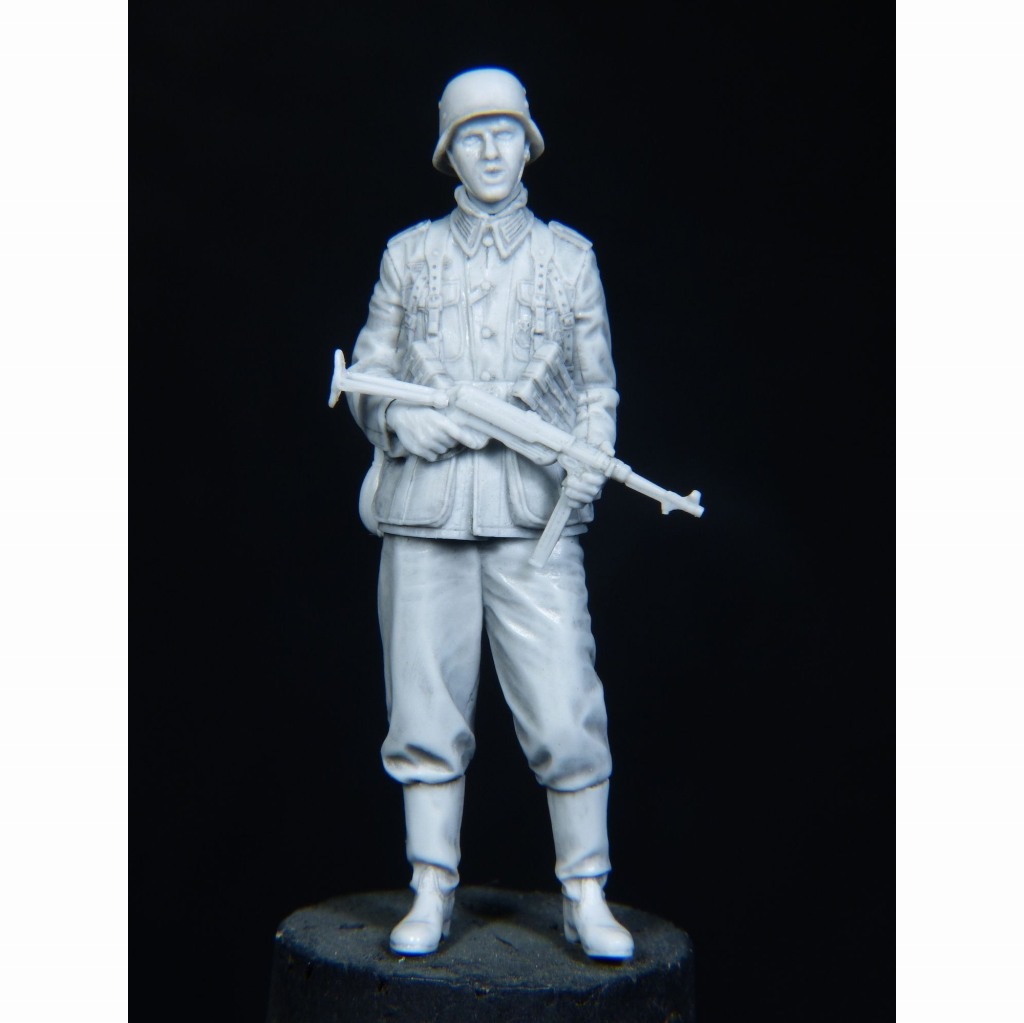 完成品D　Alpine Miniatures　ドイツ兵　1/35　フィギュア 70246 フィギュアカラーシリーズ 1/35 WWIIドイツ国防軍伍長