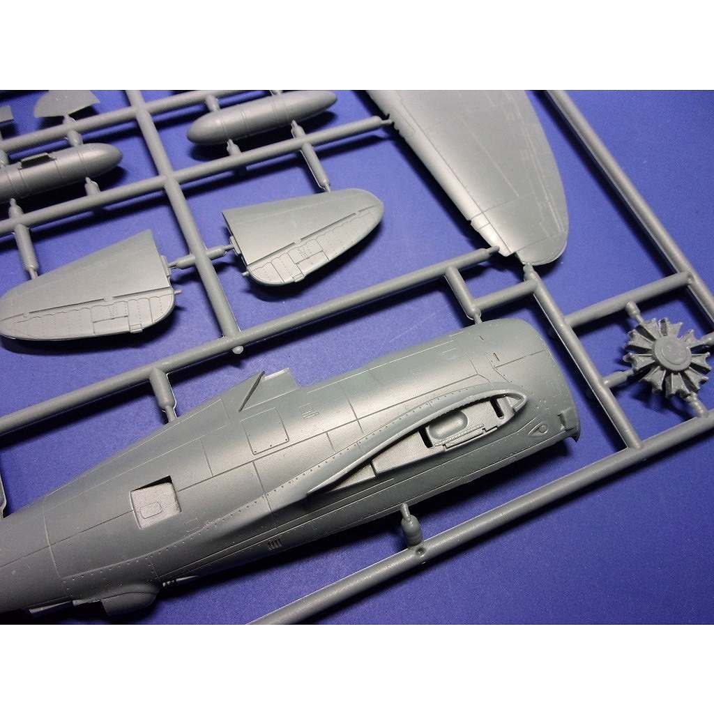 KPM0513 1/72 P-47C-5 ��������ܥ��