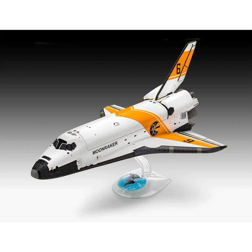 童友社 007 ムーンレイカー　1/288スペースシャトル　フィギュア３体付き Amazon.co.jp: 童友社 1/288 スペースシャトル 007 ムーン
