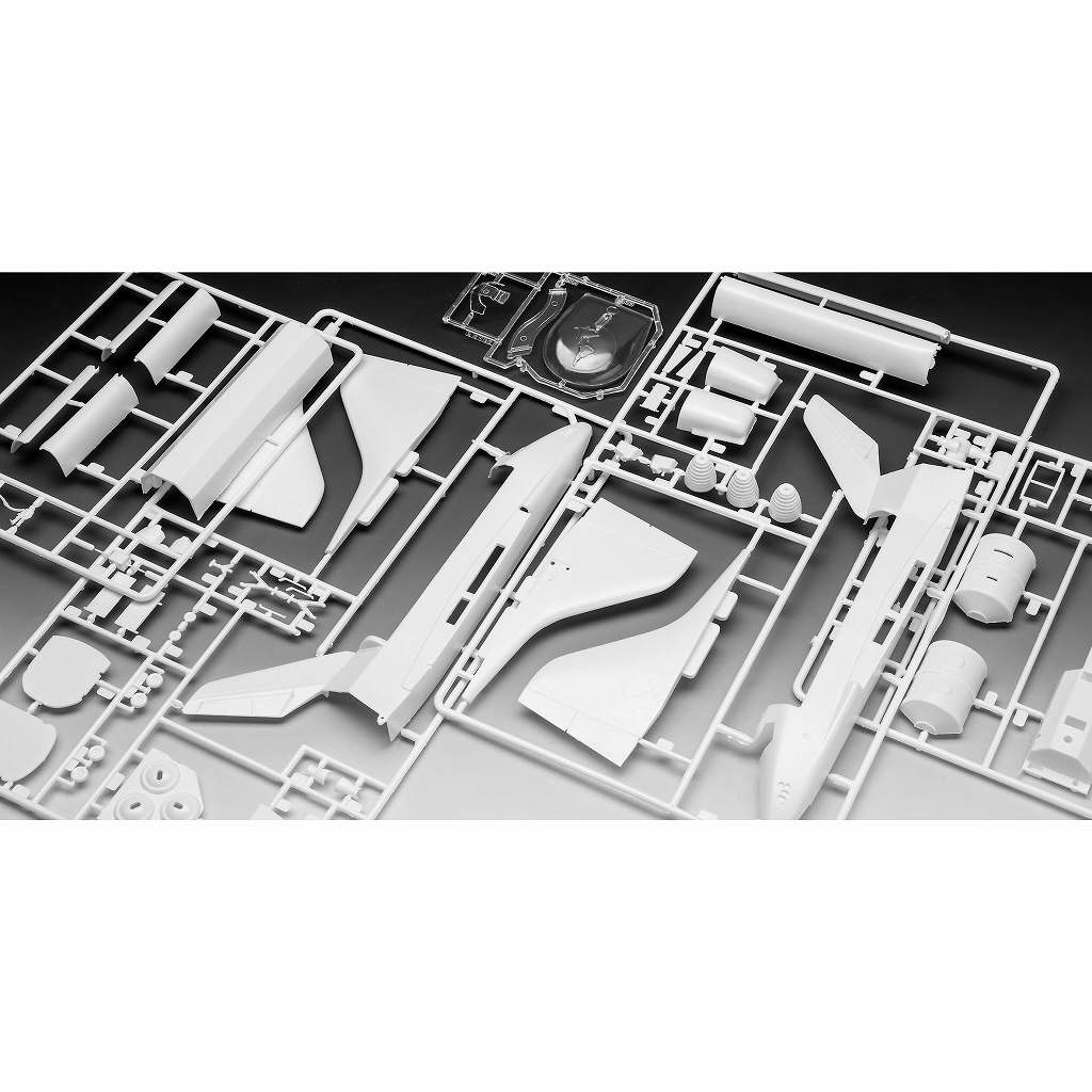 05665 スペースシャトル “007ムーンレイカー” | ドイツレベル Revell