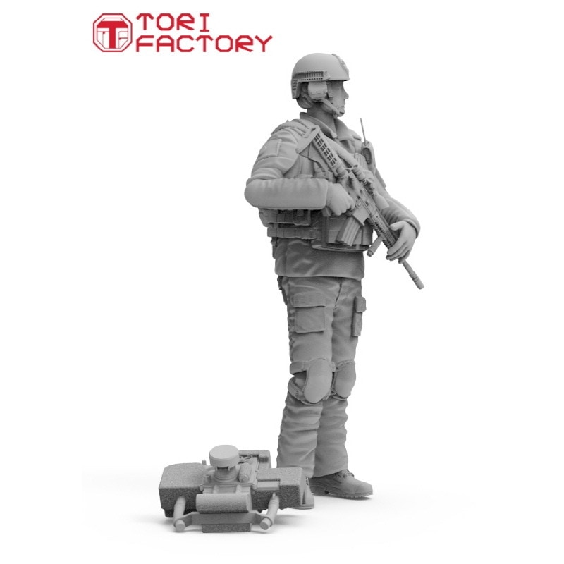 【セット装備】16-17年 イラク 外国人義勇兵装備 1/72 日本人義勇兵セット(2体セット)【MF-31D】 | トリ