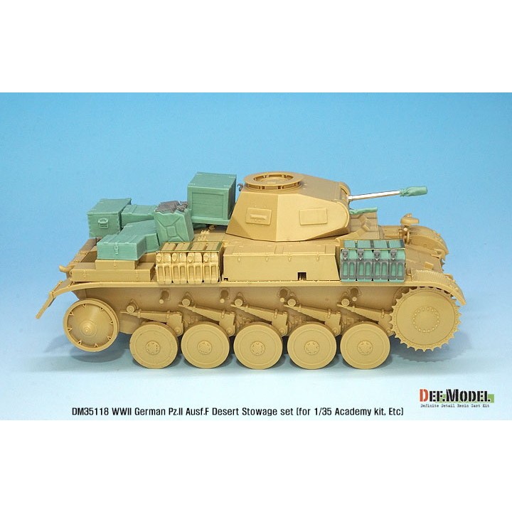 DM35118 ドイツ陸軍II号戦車F型 北アフリカ戦線車載収納セット