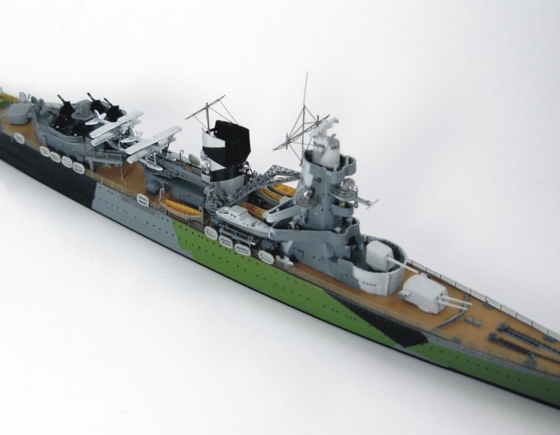 7082  ڽδ ǡƥ De Ruyter 1942