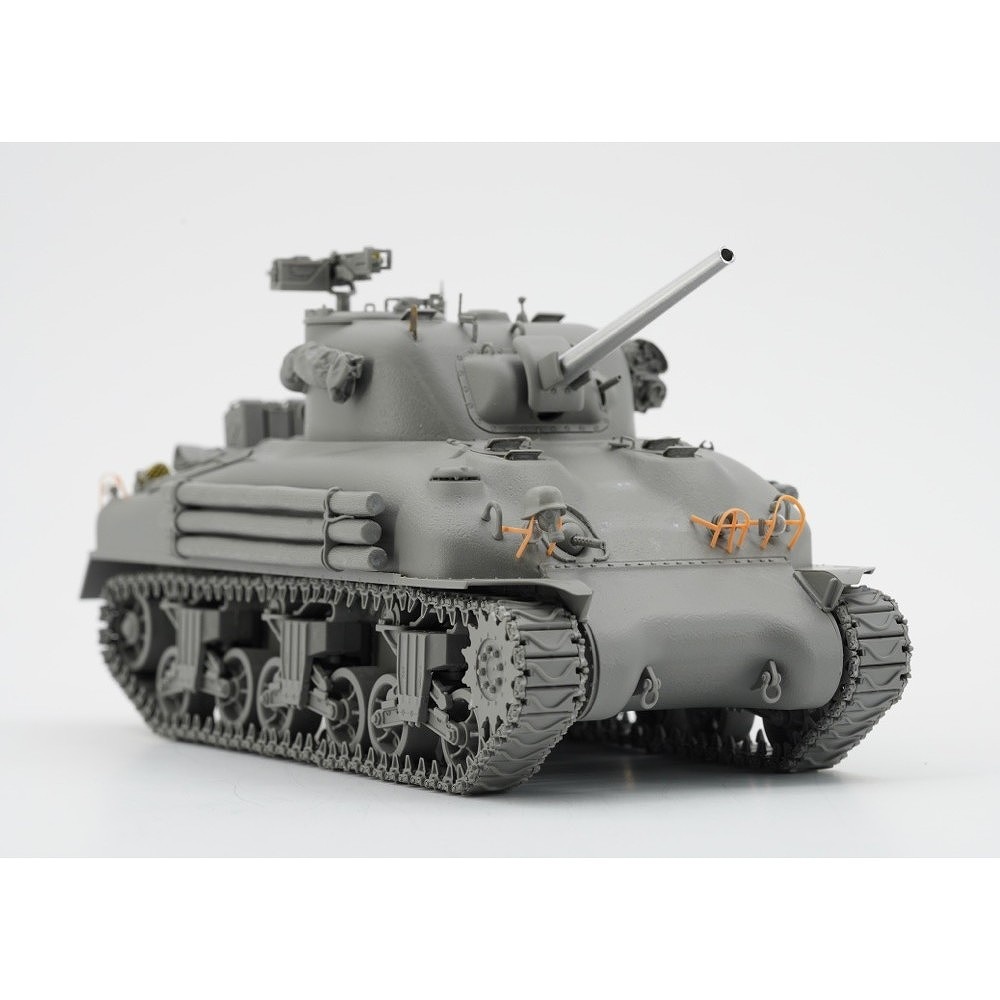 US M4A1 シャーマン ヘンロン フルセット 制作 テストのみ 安売り Amazon | 1/16 M4A3シャーマン ヘンロン製戦車 シャーマン戦車