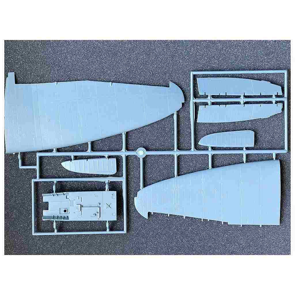 【すず】【プラモデル完成品】1/32九九式艦上爆撃機(出品者製作) すず様専用】【プラモデル完成品】1/32九九式艦上爆撃機(出品者