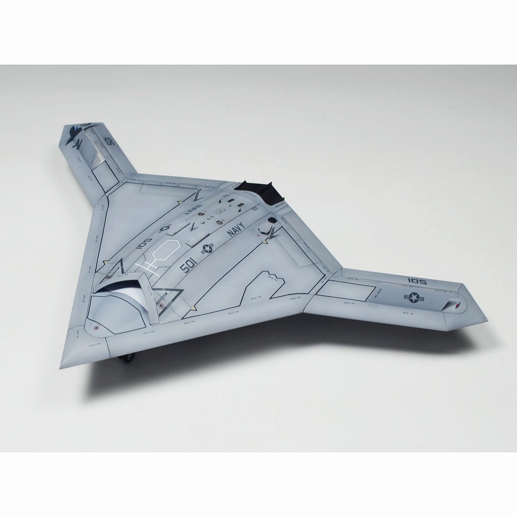 WP17217 1/72 X-47B UCAS-D (�ץ�ߥ��२�ǥ�����󥭥å�)