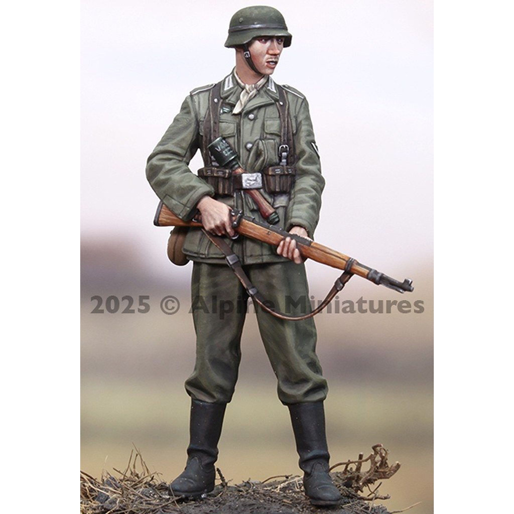 新製品】35331 1/35 WWII ドイツ Kar98kを持つ装甲擲弾兵兵士
