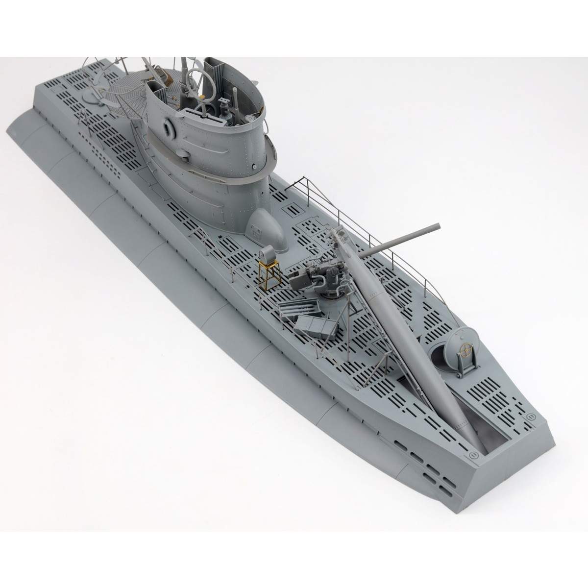 ボーダーモデル 1/35 Uボート VIIC型 水上航行モデル プラモデル Amazon | ボーダーモデル 1/35 ドイツ海軍 Uボート VIIC型 水上