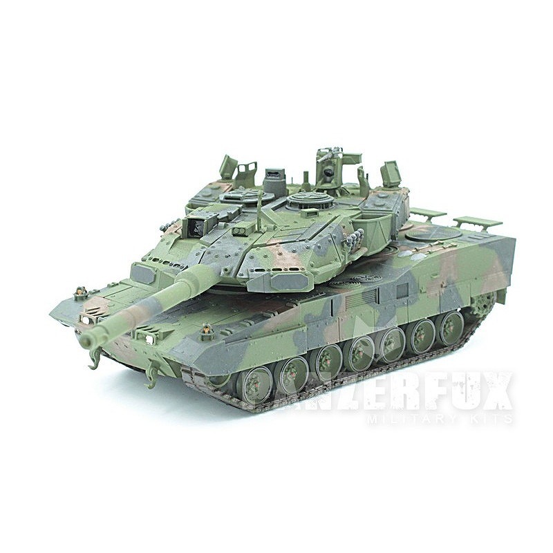 PZF-72050 1/72 ドイツ レオパルト2A8 2024 | パンツァーフクス