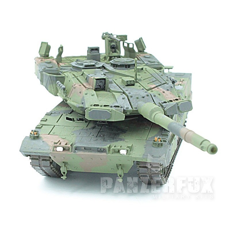 PZF-72050 1/72 ドイツ レオパルト2A8 2024 | パンツァーフクス