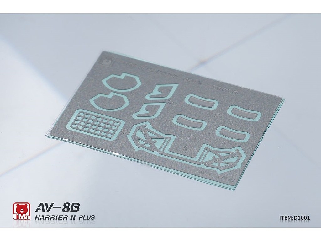 D1001 1/48 AV-8B ハリアーII プラス | UMaモデル | 飛行機,大戦後の