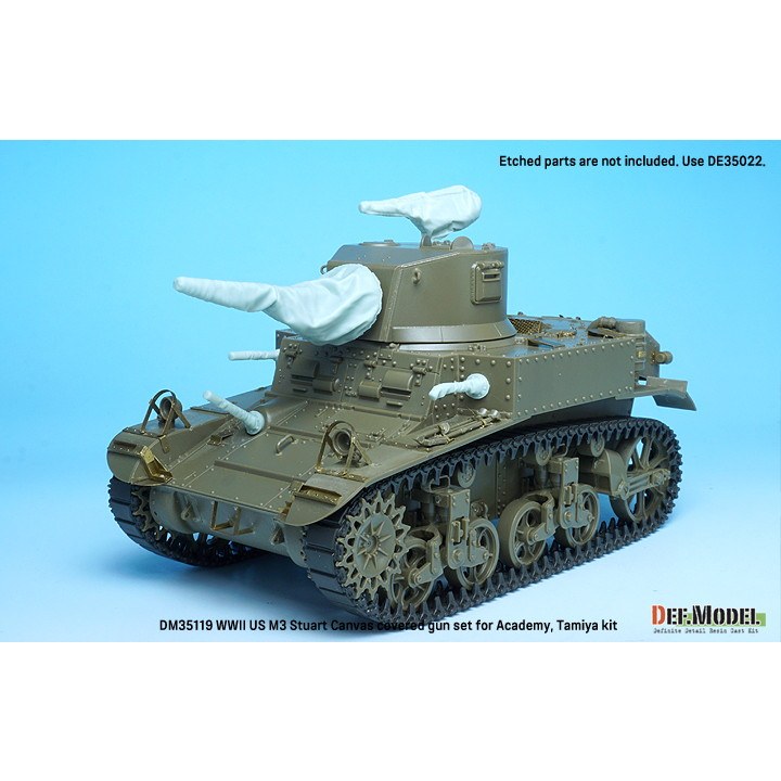 DM35119 WWII アメリカ M3 スチュアート キャンバスカバーで覆