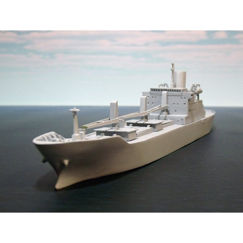 1027-172 貨物船舶模型 レベル 1/700 大型コンテナ船「オオサカエクスプレス」完成品 REVELL
