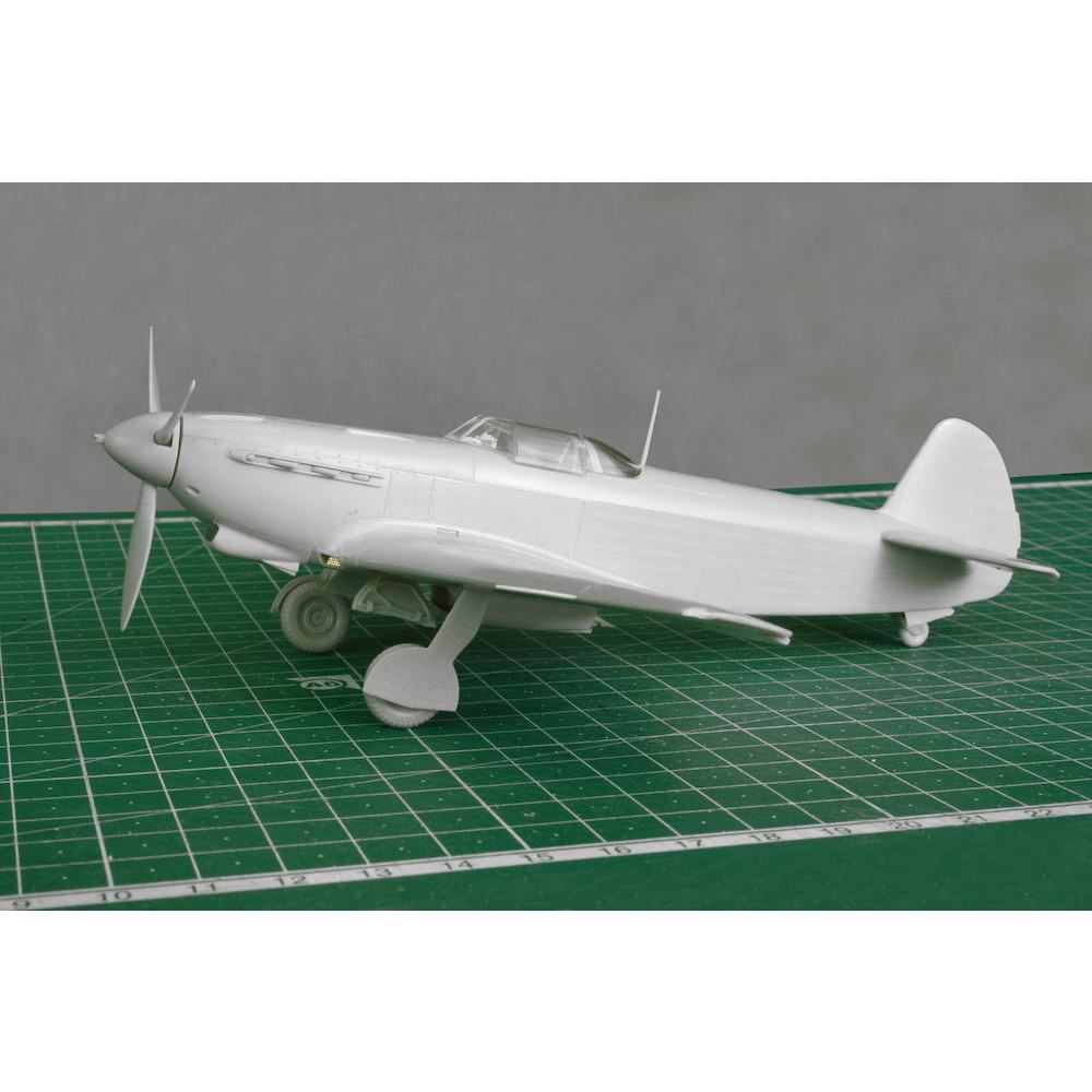 航空機模型 Amazon | 飛行機 模型 完成品 1 72 第一次世界大戦三葉機