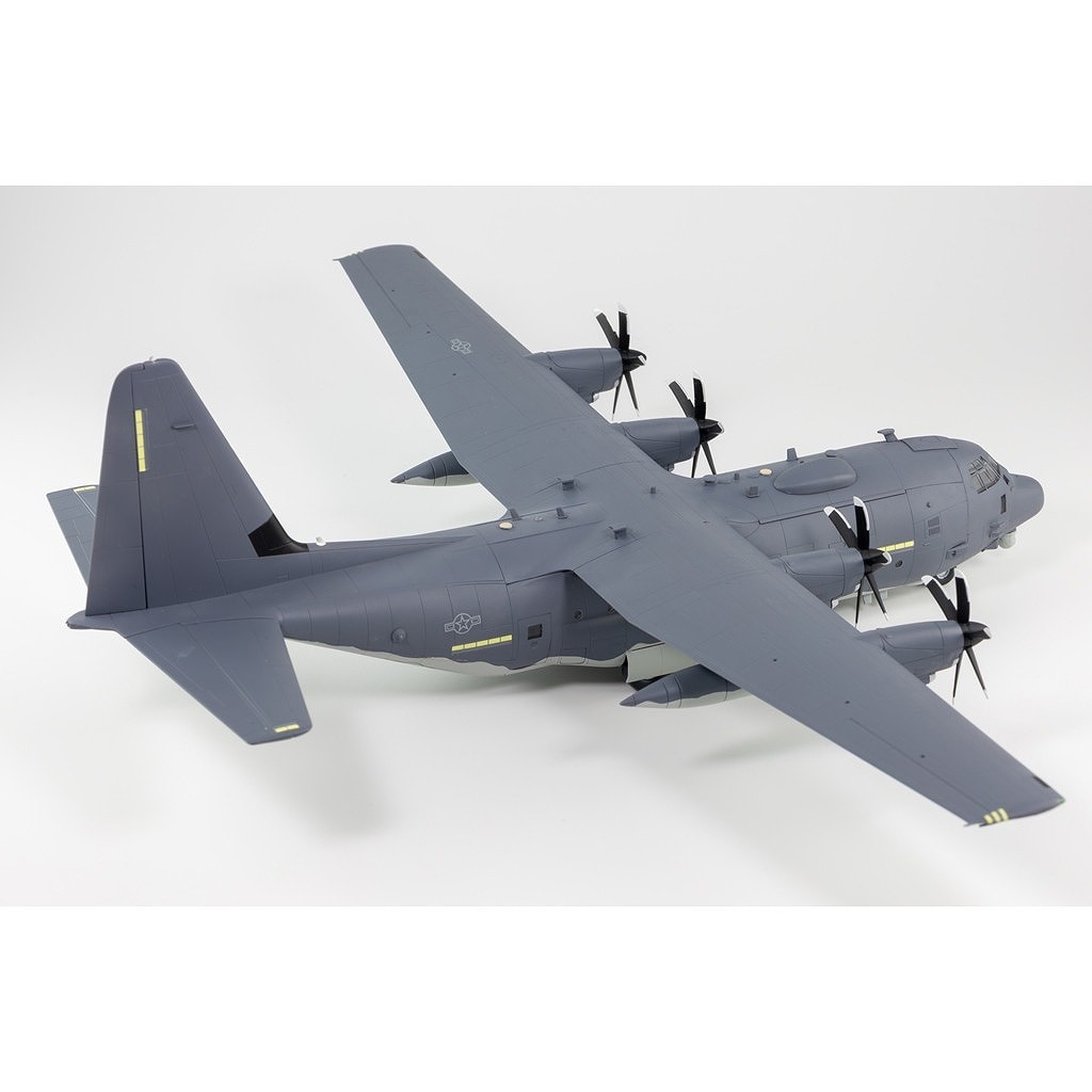AC-130J ゴーストライダー　ガンシップ1/144 AC-130J ゴーストライダー ガンシップ (プラモデル) - ホビー