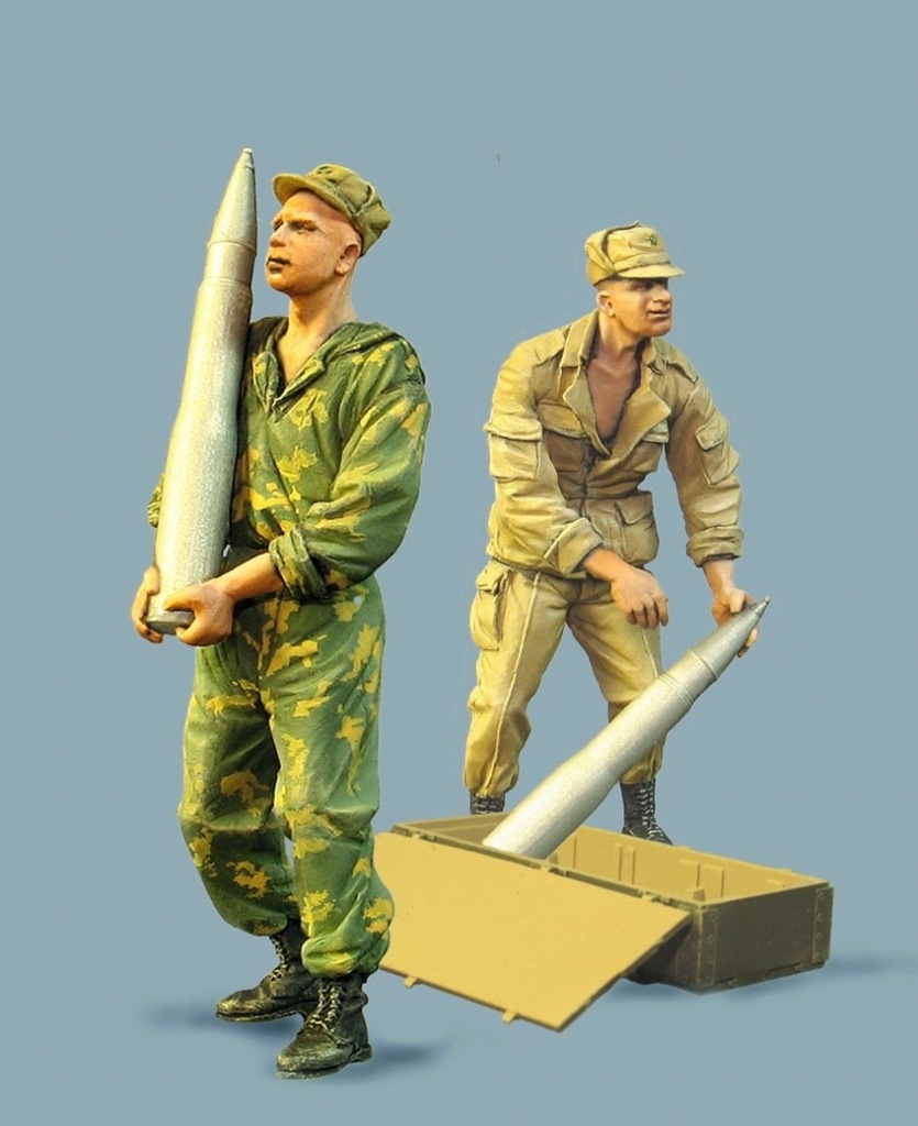 T-35204 現用ロシア戦車兵 115mm砲弾運搬 アフガニスタン | タンク