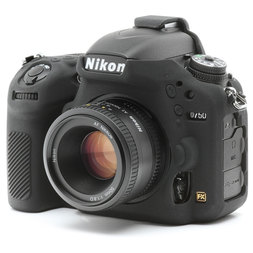 しげさん専用　Nikon D70 Kit デジタル一眼レフ 開閉式液晶カバー付き しげさん専用 Nikon D70 Kit デジタル一眼レフ 開閉式液晶カバー付き
