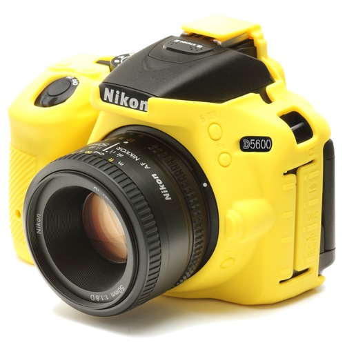 �����������С� Nikon D5600 �� ��������