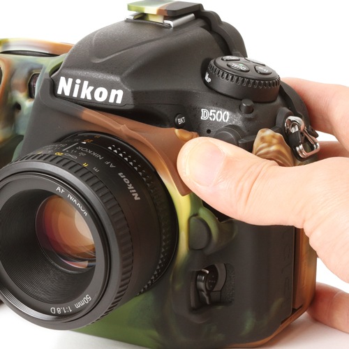 �����������С� Nikon D500 �� ����ե顼����