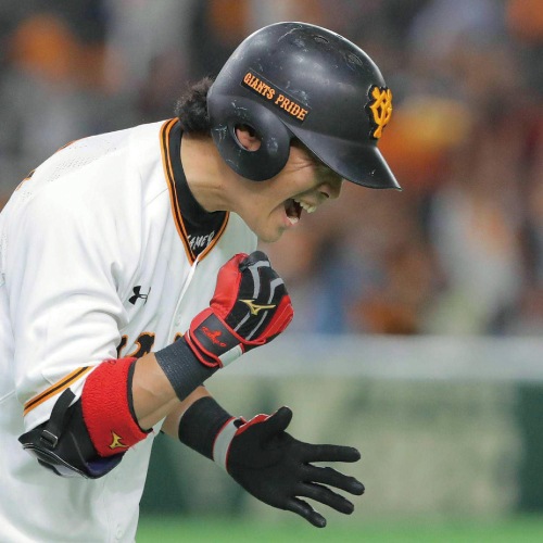 亀井善行 Photo Book 2021 | 出版物,書籍,GIANTS Photo