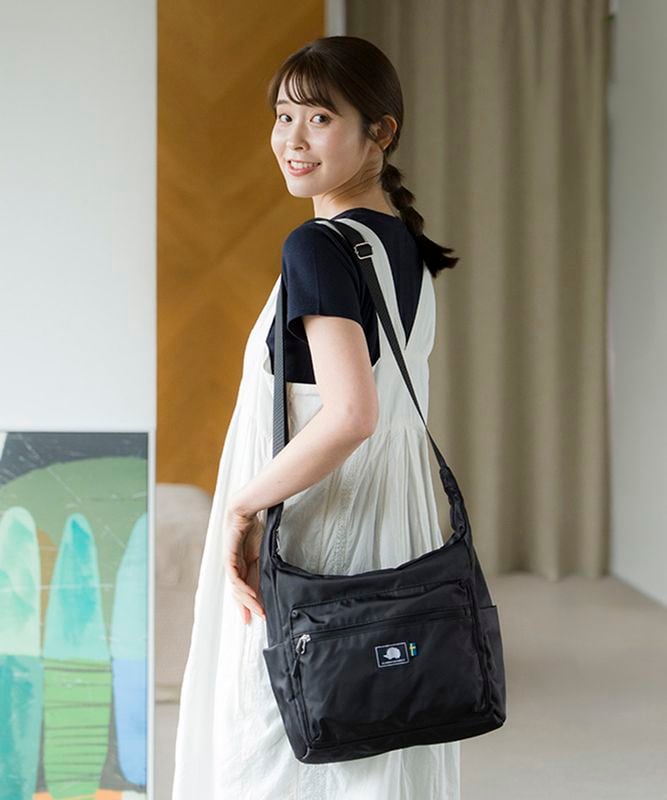 ビッグショルダーバッグ＜撥水加工＞