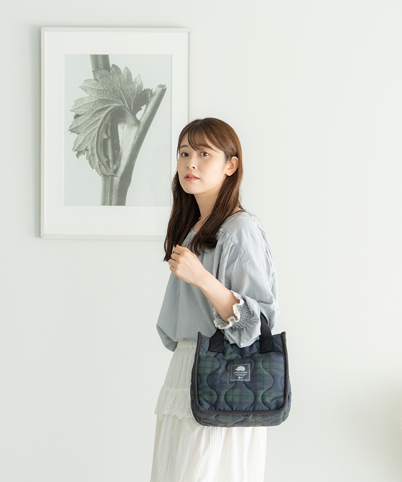 キルティングスクエアトートバッグ