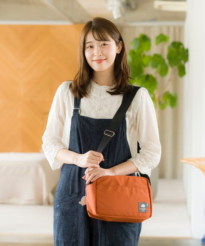 プリントショルダーバッグ＜撥水加工＞