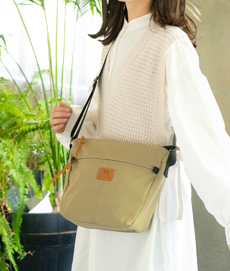 新柄】台形ショルダーバッグ＜撥水加工＞｜キッピス / kippis｜Köta