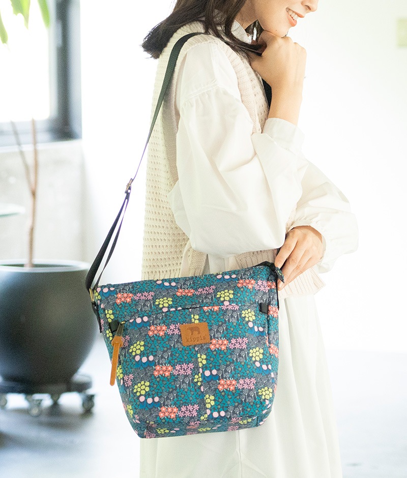 新柄】台形ショルダーバッグ＜撥水加工＞｜キッピス / kippis｜Köta