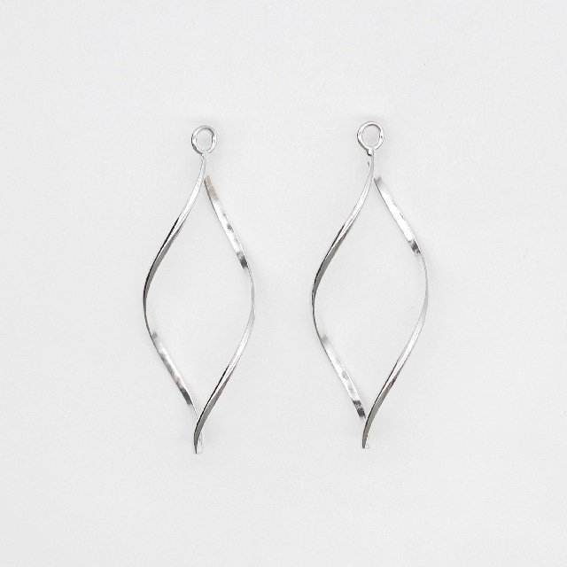 0020192SVP SV925製パーツ マーキス ツイスト 32.0×9.5mm太さ1.0mm 1ヶ
