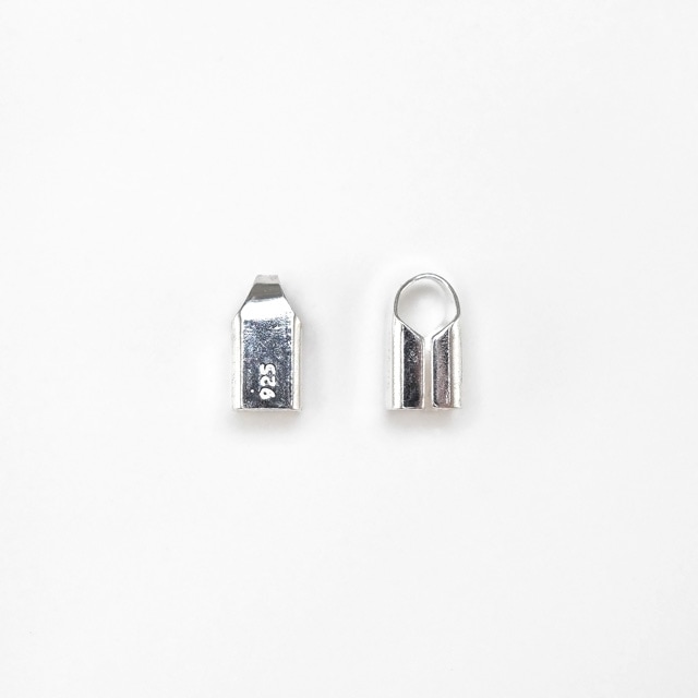 0020433SVP SV925製エンドキャップ 7.7×4.0×4.0mm内径約3.3×3.3mm 2ヶ