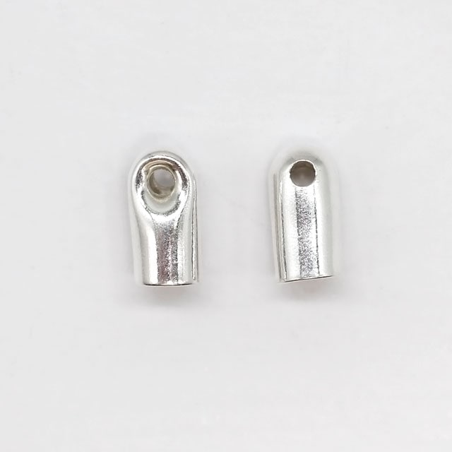 00131402SVP SV925製エンドキャップ 8.0×4.0×4.0mm内径3.2mm穴径1.2mm 2ヶ