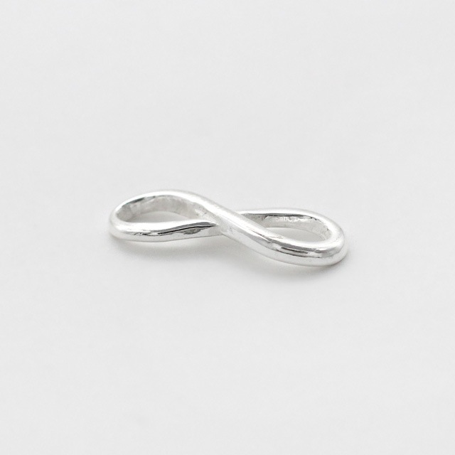 0020093SVP SV925製パーツ インフィニティ 4.5×12.5×1.0mm 1ヶ - 卸