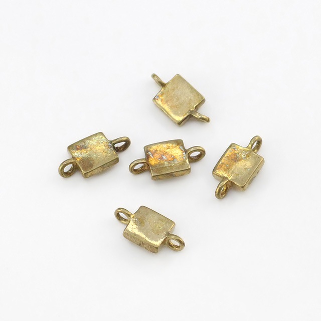 2210580BRP 真鍮製パーツ スクエア 生地 7.0×3.5×1.0mm10ヶ - 卸