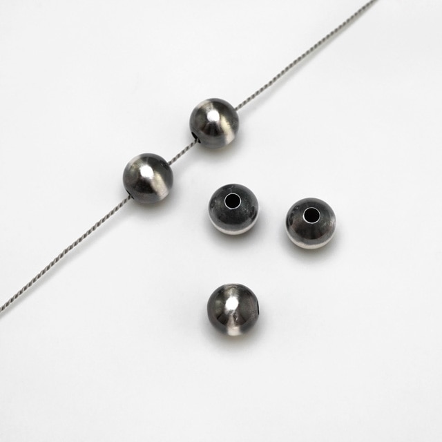 02C0184SVB SV925製ナバホパールビーズ ラウンド 8.0mm穴径2.2mm 1ヶ