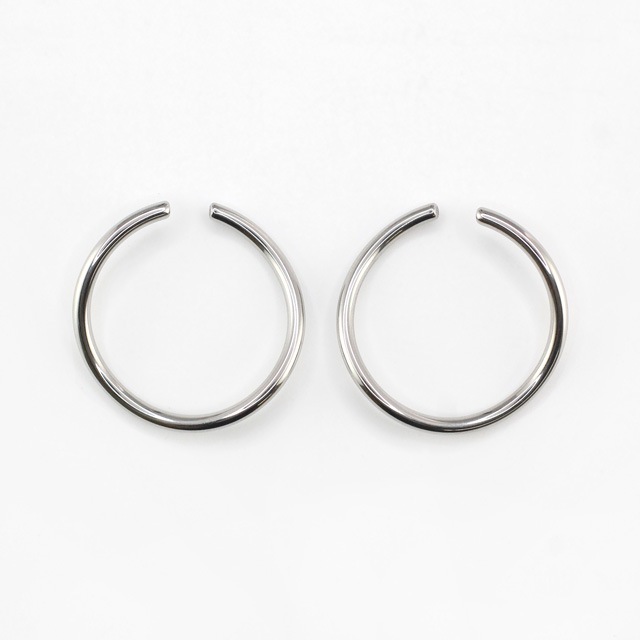 21C0011STE ステンレス製イヤーカフ 直径約24mm線径約2mm 1ペア - 卸
