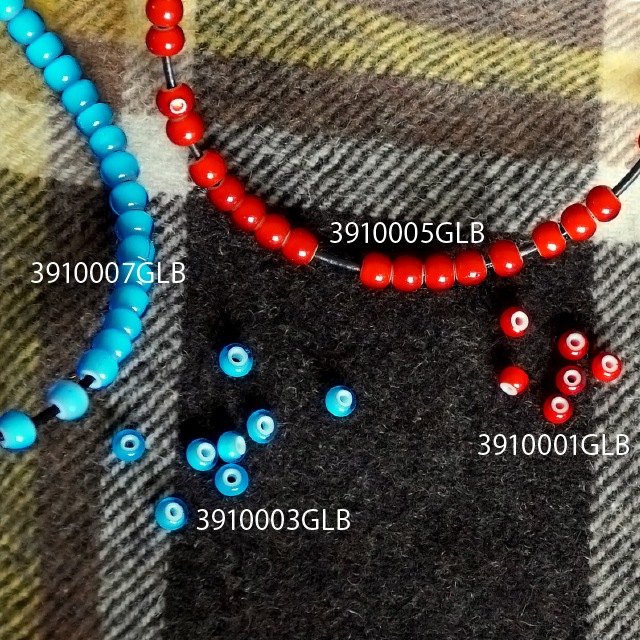 3910001GLB ガラス製ビーズ ホワイトハーツ レッド 約3mm(2.5-3×3-3.5