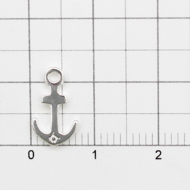 0010564SVC SV925製チャーム イカリ 12.5×7.5×1.0mm 1ヶ - 卸シルバー