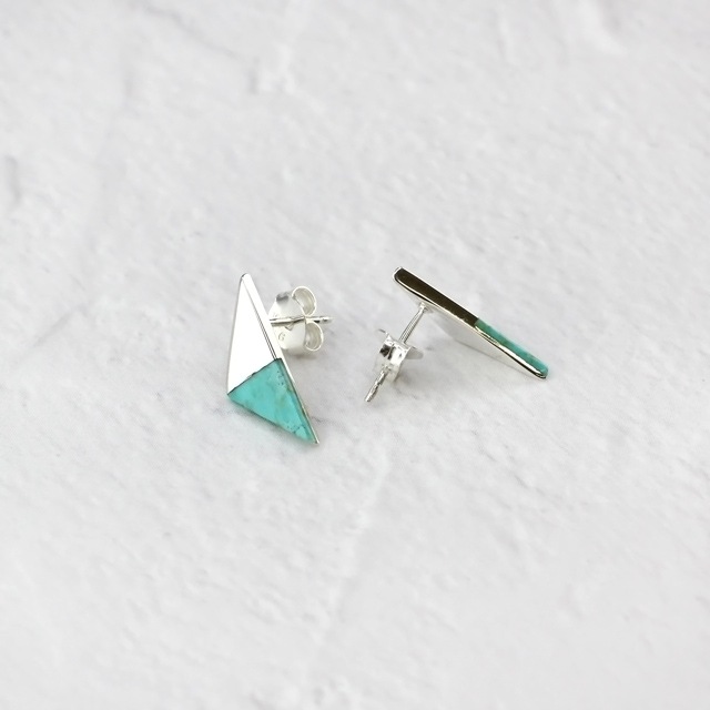 71F0721SVE SV925・ターコイズ製ピアス トライアングル 14.5×6.0×11.0  